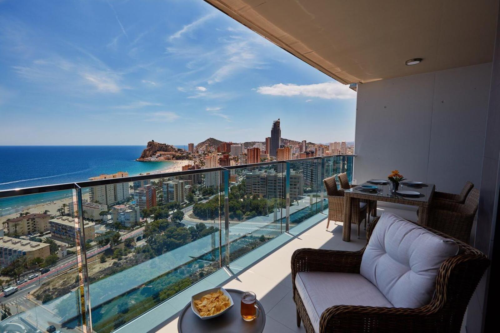 Amazing Apartment In Benidorm - Sunset Buitenkant foto